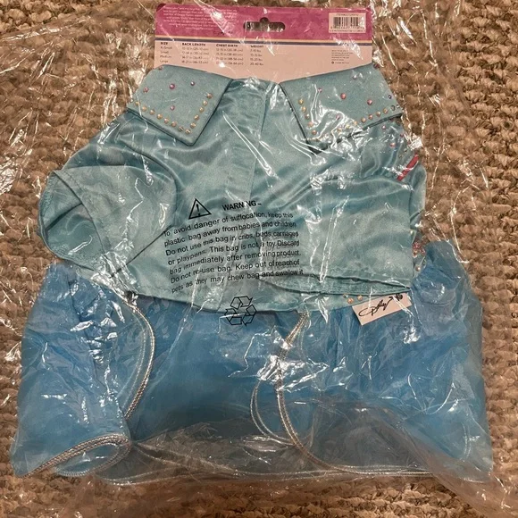 Small Dog clothes and toys - Doggy Parton by Dolly Parton - Picture 5 of 16